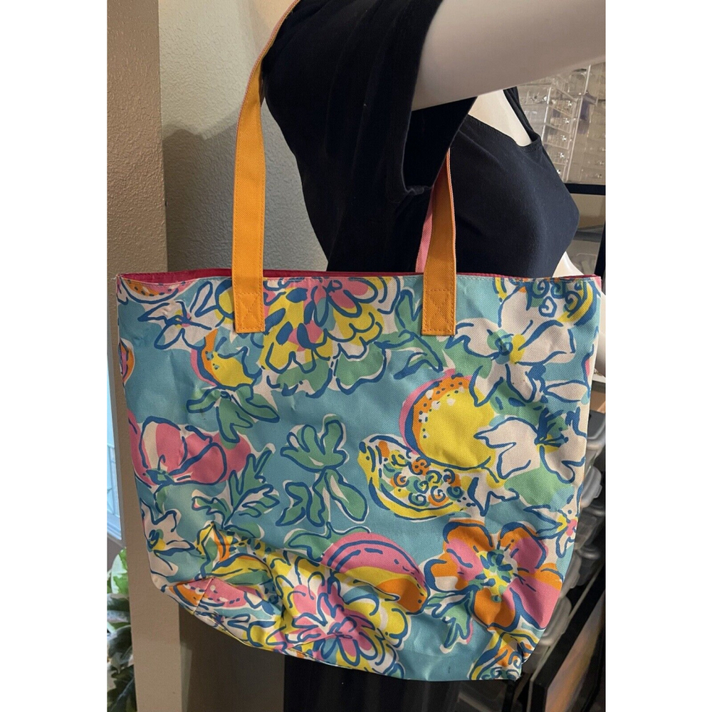 Lilly Pulitzer for Estee Lauder Reusable Tote Bag Blue Floral Beach Open Top